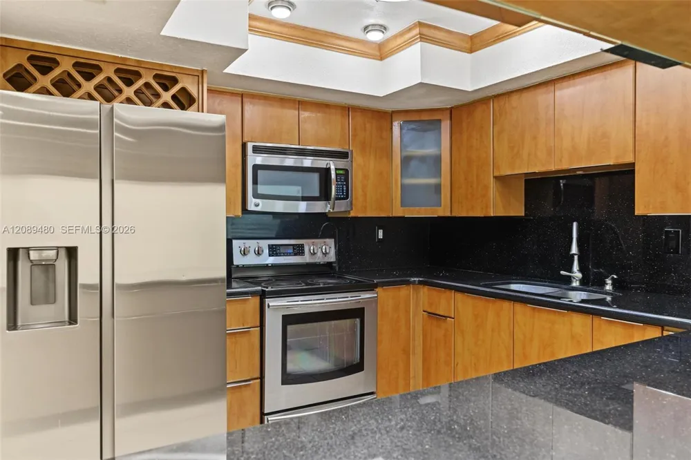 7205 W 3rd Ave Hialeah, FL 33014