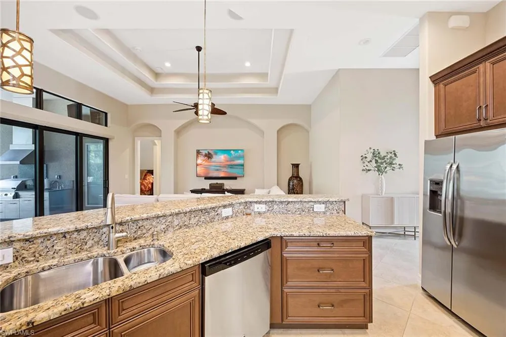 6255 Brunello Lane Naples, FL 34113