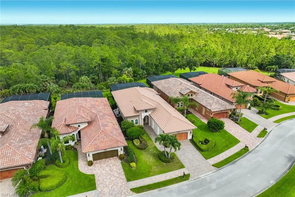 6255 Brunello Lane Naples, FL 34113