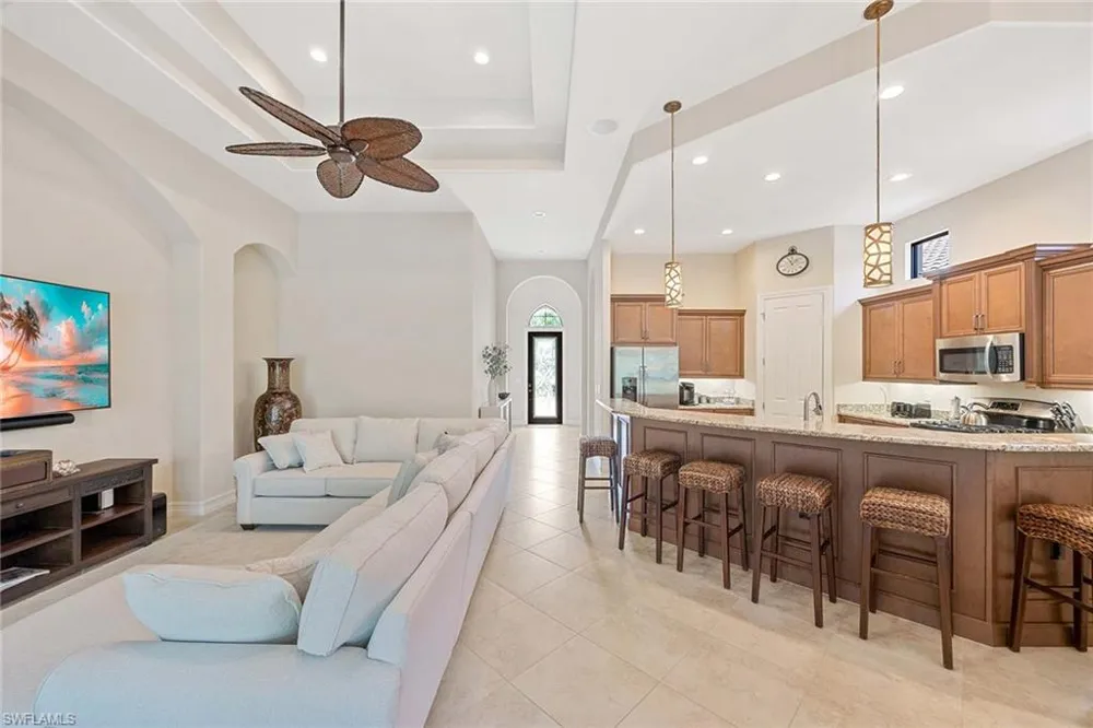 6255 Brunello Lane Naples, FL 34113