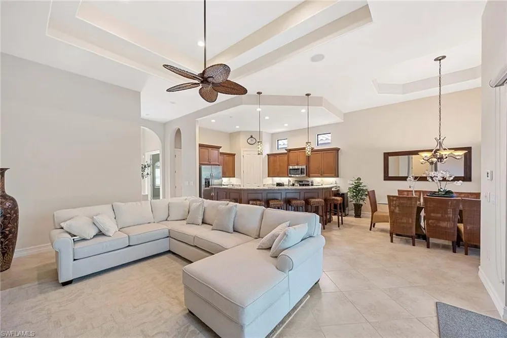 6255 Brunello Lane Naples, FL 34113