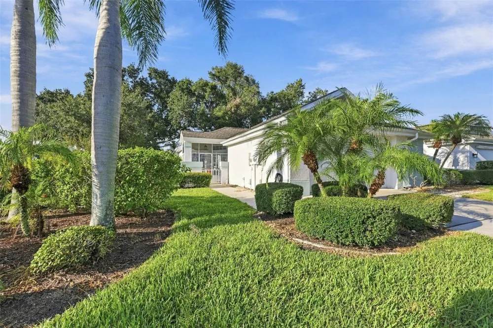 602 MASTERPIECE DRIVE #198 Sun City Center, FL 33573