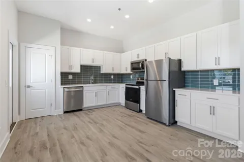 350 W Main Avenue #205