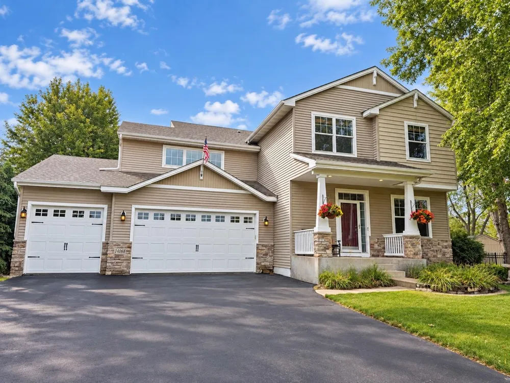14068 Auburn Avenue Rosemount, MN 55068