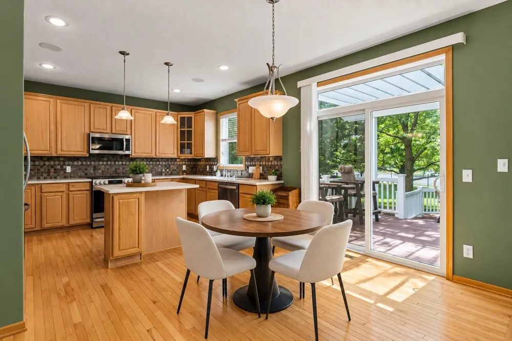 14068 Auburn Avenue Rosemount, MN 55068