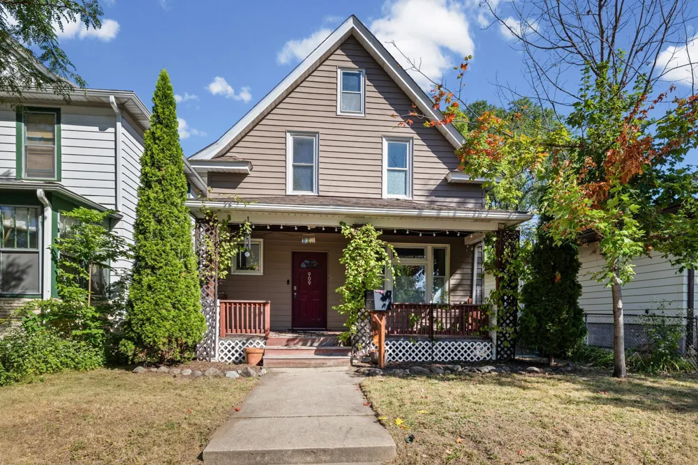 909 Sherburne Avenue Saint Paul, MN 55104