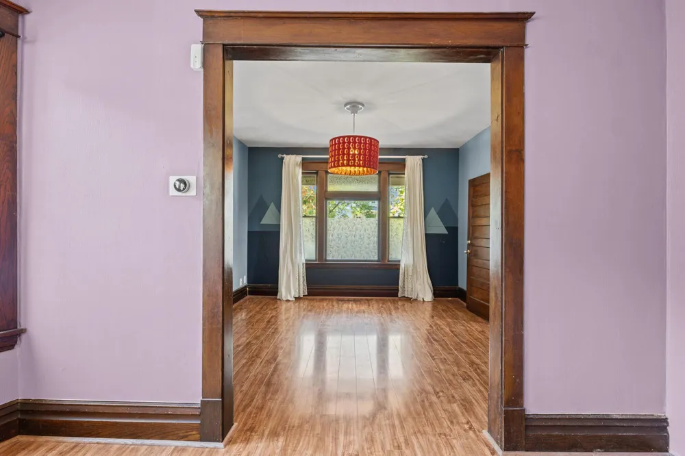 909 Sherburne Avenue Saint Paul, MN 55104