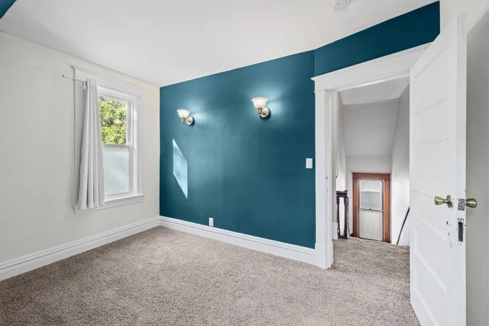 909 Sherburne Avenue Saint Paul, MN 55104