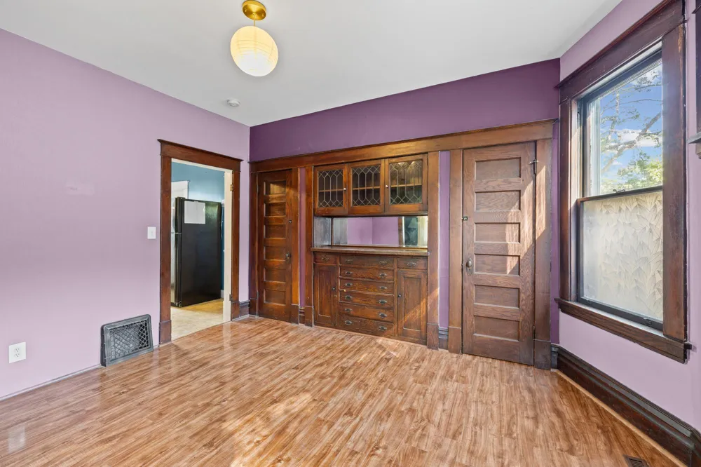 909 Sherburne Avenue Saint Paul, MN 55104