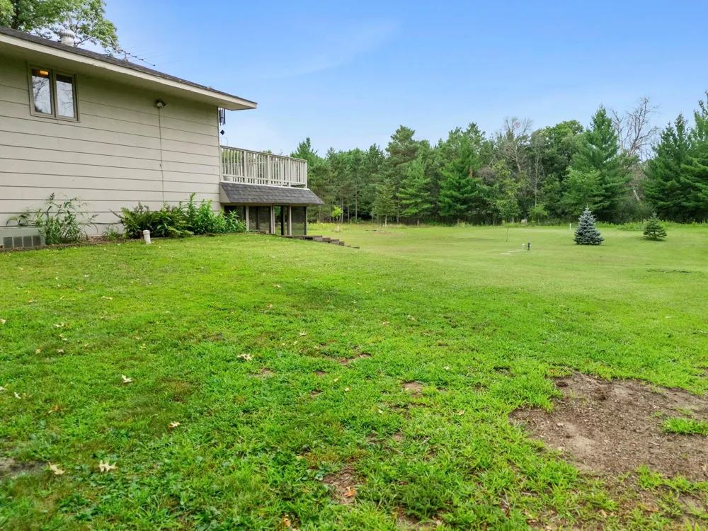 569 327th Avenue NE Cambridge, MN 55008