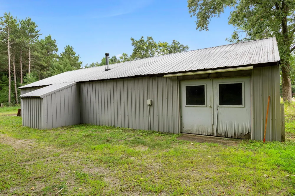 569 327th Avenue NE Cambridge, MN 55008