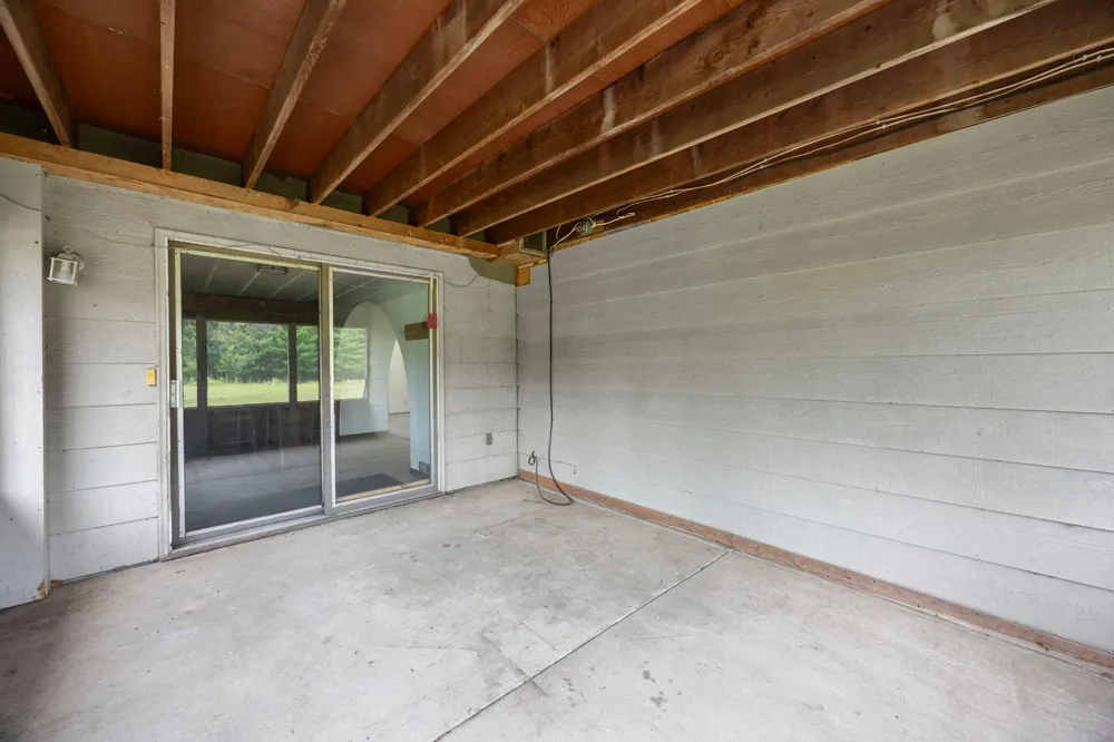 569 327th Avenue NE Cambridge, MN 55008
