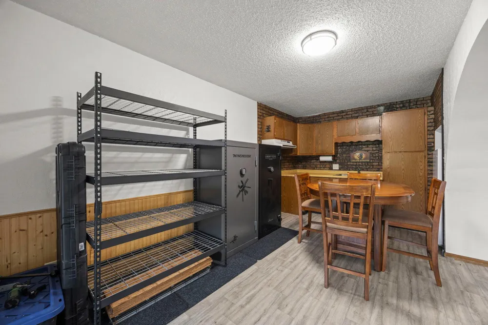 569 327th Avenue NE Cambridge, MN 55008