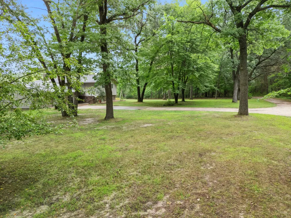 569 327th Avenue NE Cambridge, MN 55008