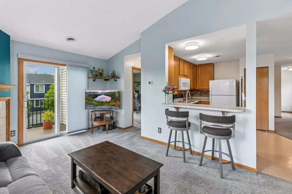 15546 Float Lane #103 Apple Valley, MN 55124