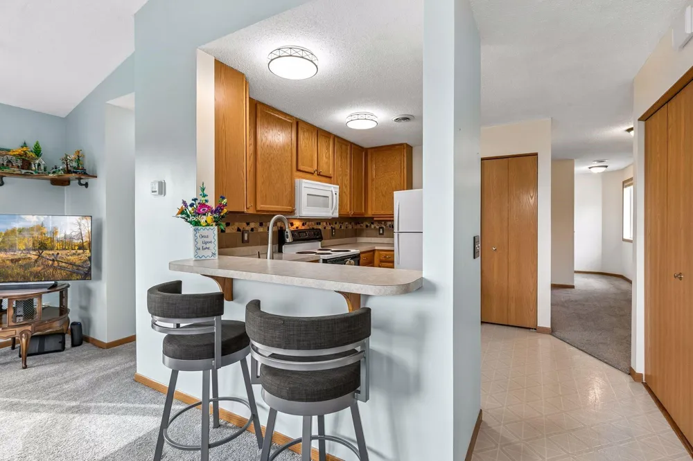 15546 Float Lane #103 Apple Valley, MN 55124