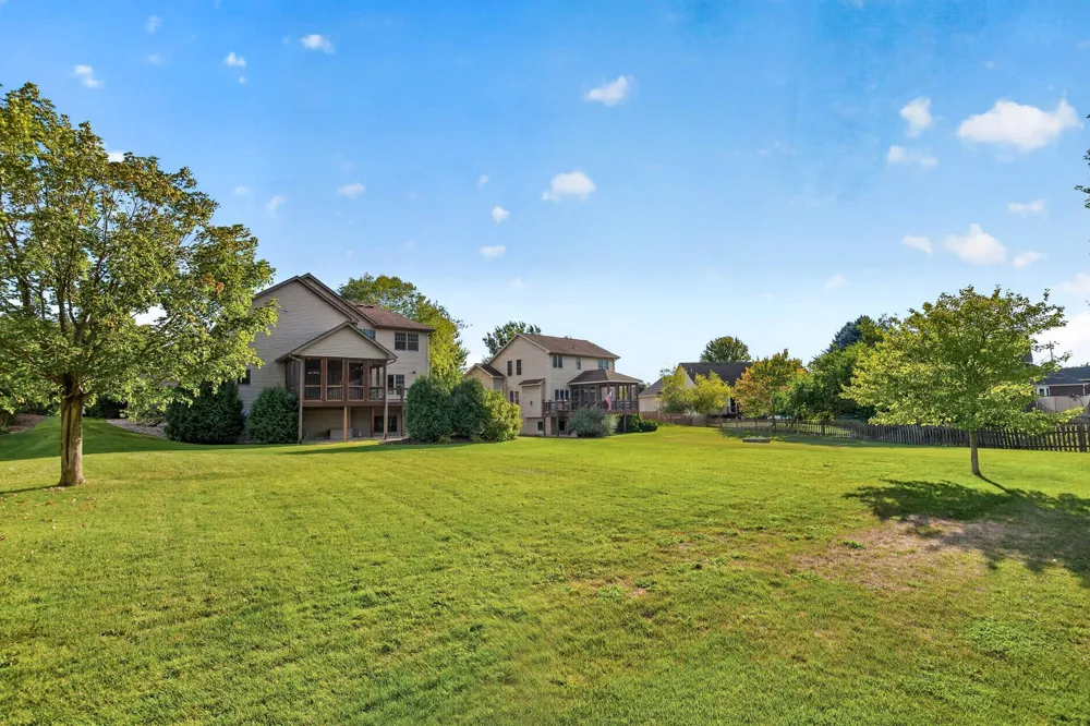 1740 Sandbar Circle Waconia, MN 55387