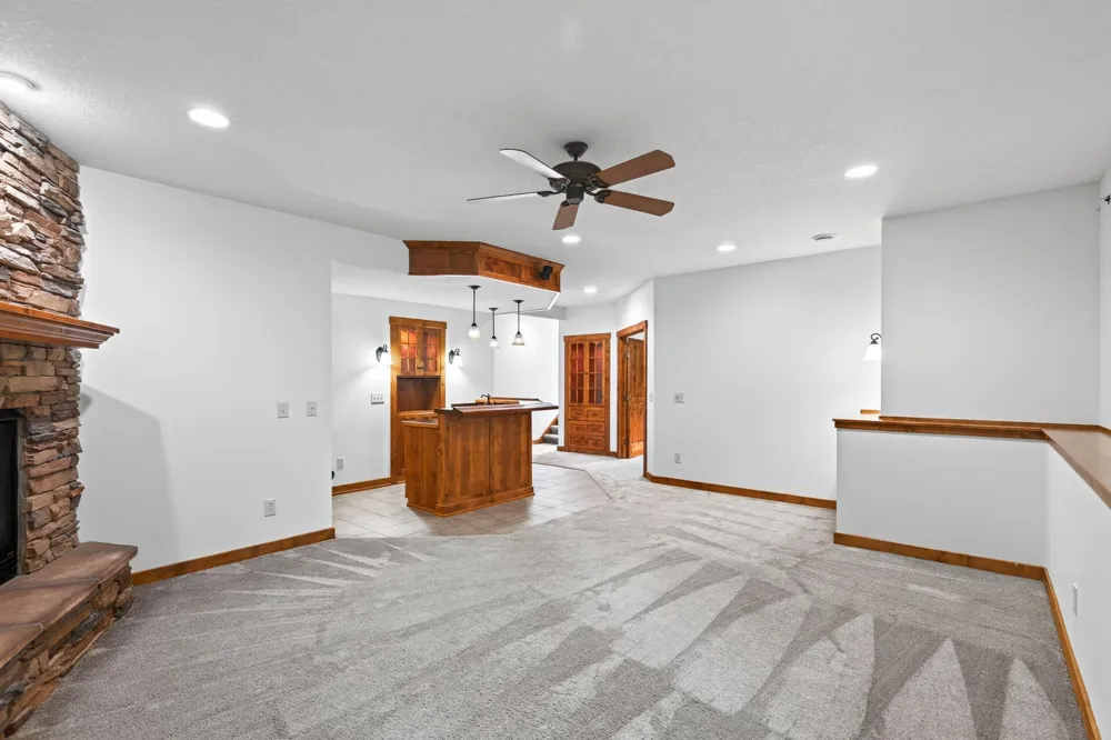 1740 Sandbar Circle Waconia, MN 55387