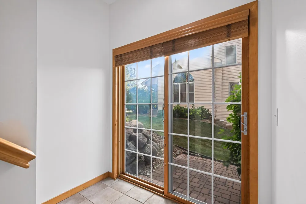 1740 Sandbar Circle Waconia, MN 55387