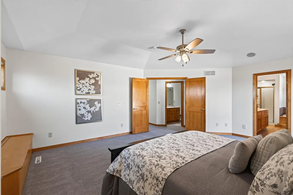 1740 Sandbar Circle Waconia, MN 55387