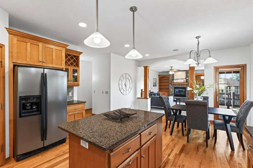1740 Sandbar Circle Waconia, MN 55387