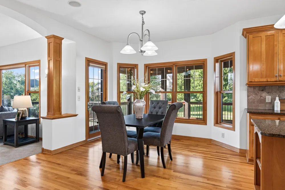 1740 Sandbar Circle Waconia, MN 55387