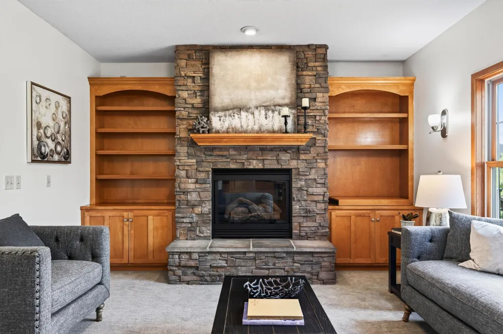 1740 Sandbar Circle Waconia, MN 55387