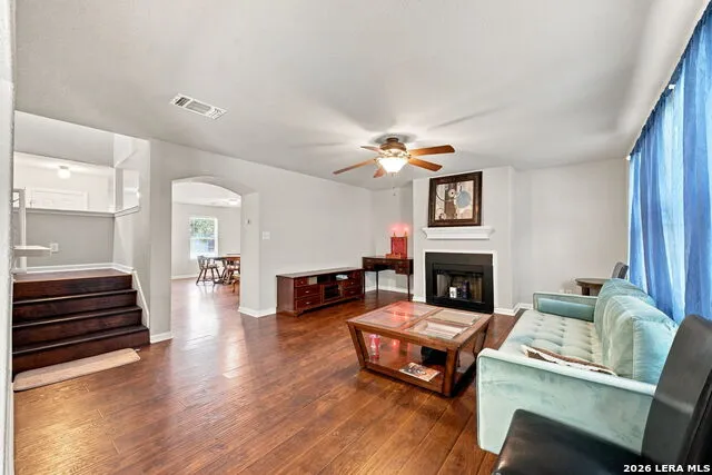 215 ROSWELL CYN San Antonio, TX 78245