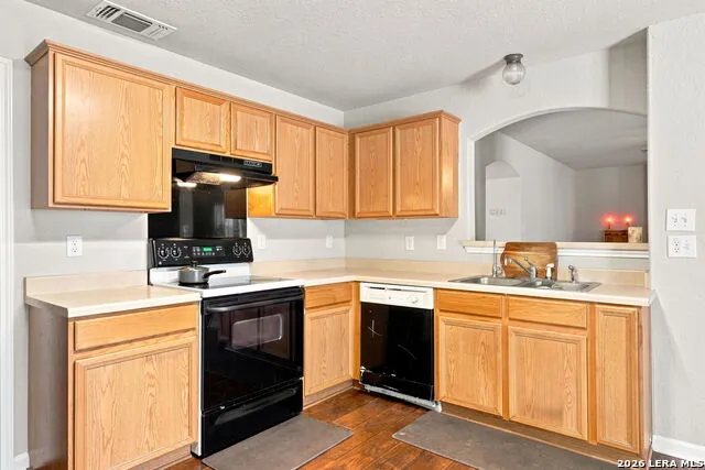215 ROSWELL CYN San Antonio, TX 78245