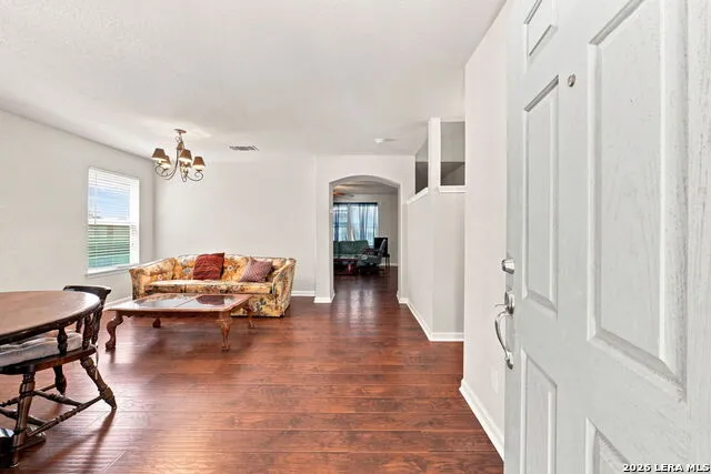 215 ROSWELL CYN San Antonio, TX 78245