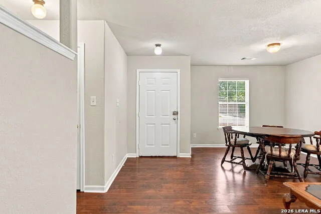 215 ROSWELL CYN San Antonio, TX 78245