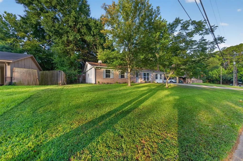 2313 Danica Tyler, TX 75701