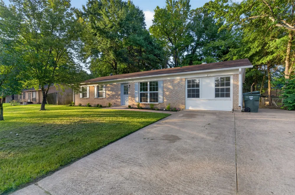2313 Danica Tyler, TX 75701