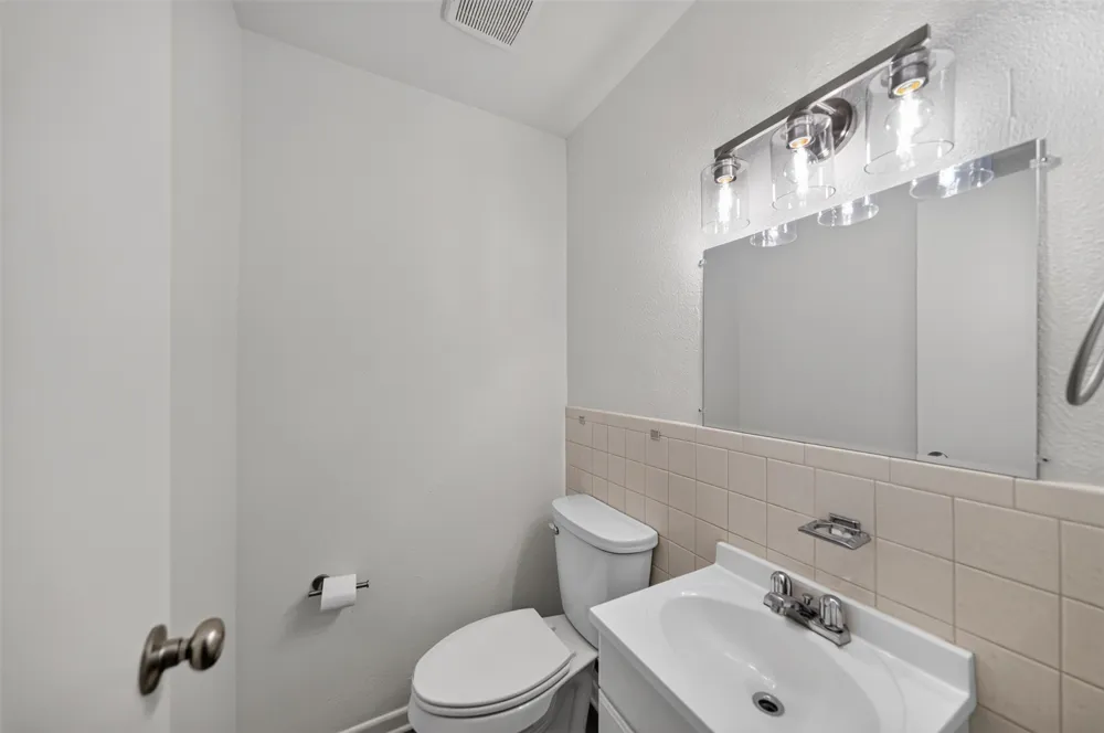2313 Danica Tyler, TX 75701