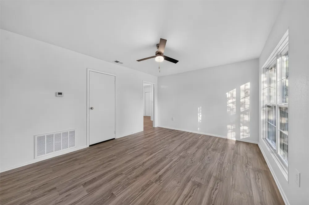 2313 Danica Tyler, TX 75701