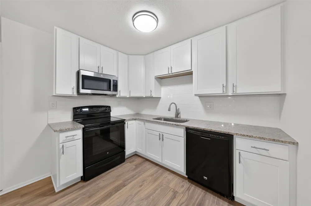 2313 Danica Tyler, TX 75701