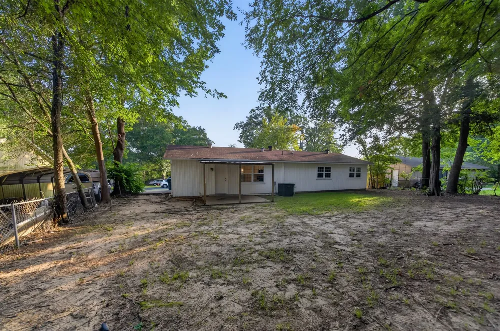 2313 Danica Tyler, TX 75701