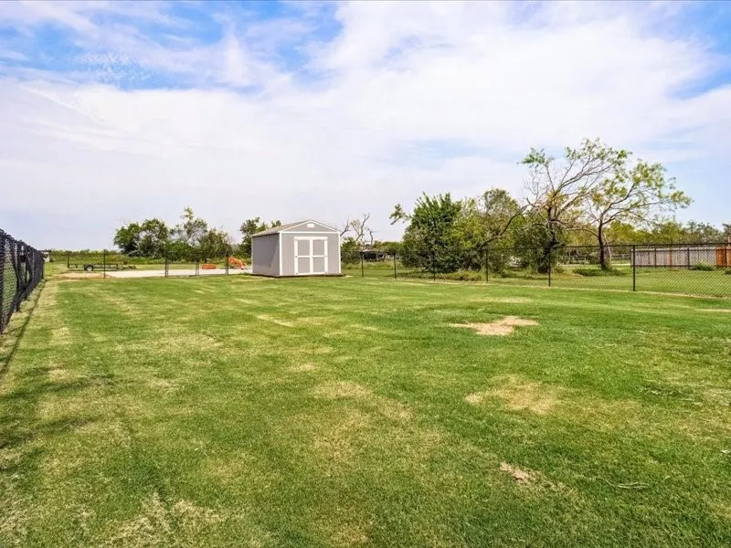 13216 County Road 237 Terrell, TX 75160