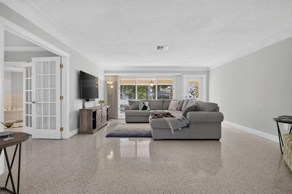 430 SE 6TH TERRACE Pompano Beach, FL 33060