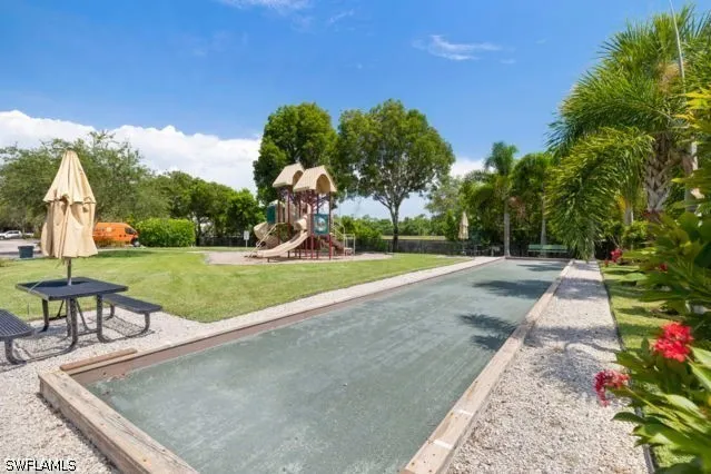 Positano Circle #306 Naples, FL 34105