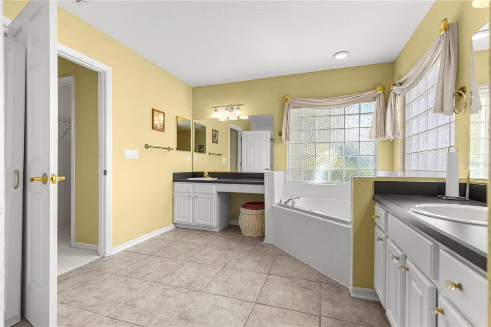 9605 SE 136TH PLACE Summerfield, FL 34491