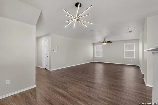 727 Retama Pass San Antonio, TX 78219