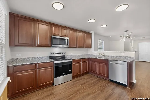 727 Retama Pass San Antonio, TX 78219