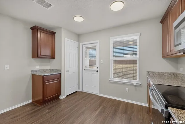727 Retama Pass San Antonio, TX 78219
