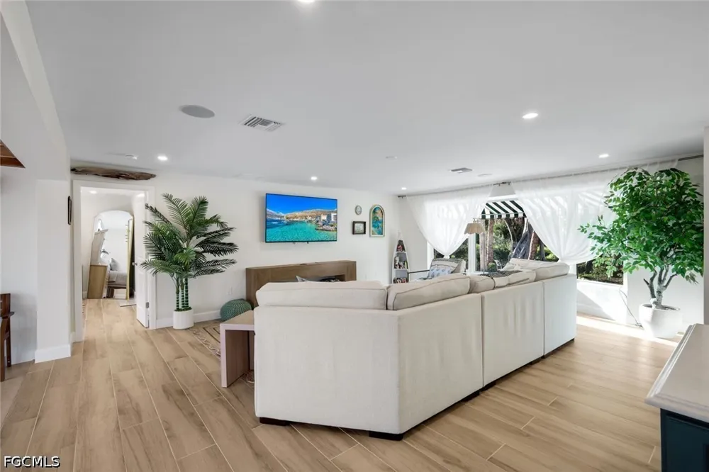 Fish Crow Road Sanibel, FL 33957