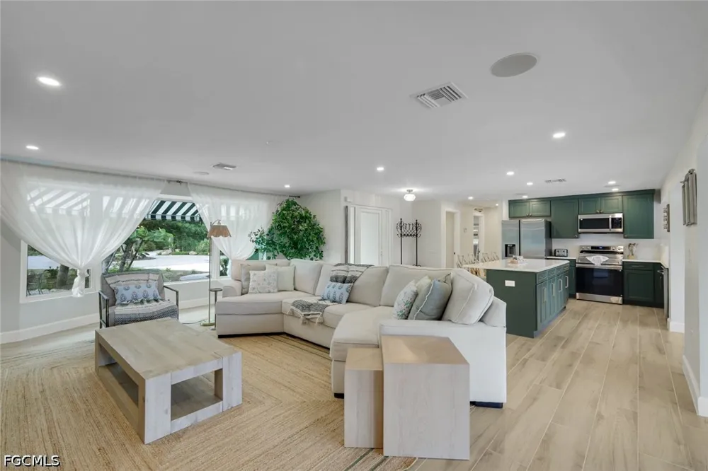 Fish Crow Road Sanibel, FL 33957