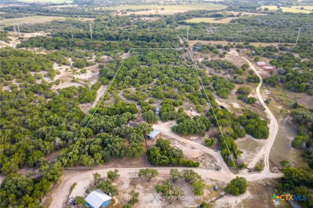 614 Private Road 3004 Lampasas, TX 76550
