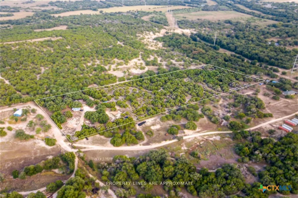 614 Private Road 3004 Lampasas, TX 76550