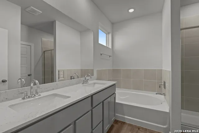 10315 TULE CREEK FORK San Antonio, TX 78252