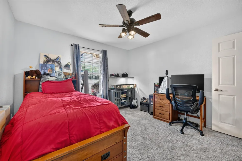 224 Rob Lane Hudson Oaks, TX 76087